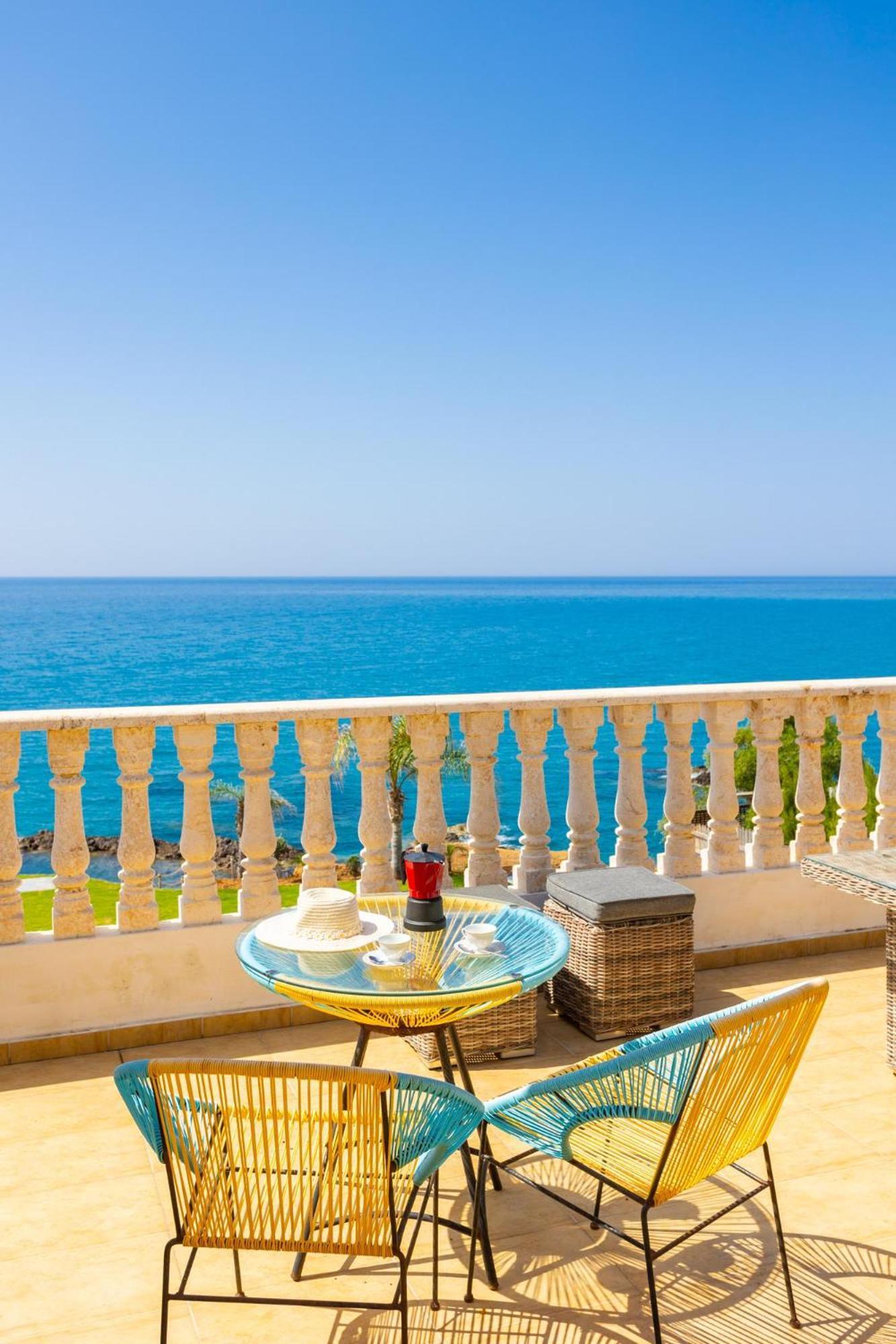 Villa Beach Heaven Pomos Exteriör bild